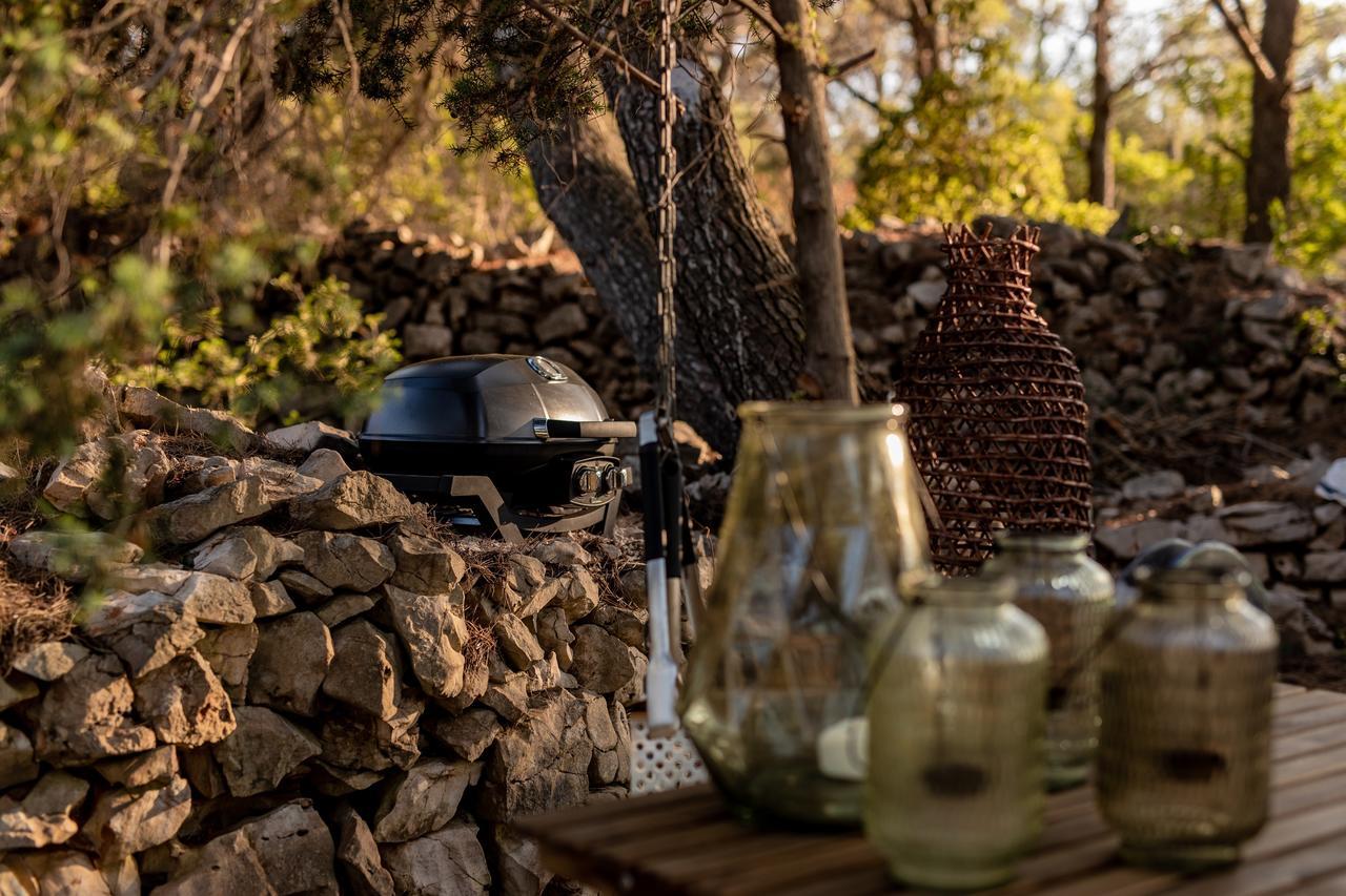 Plage Cachee - Glamping Vrboska Exterior foto